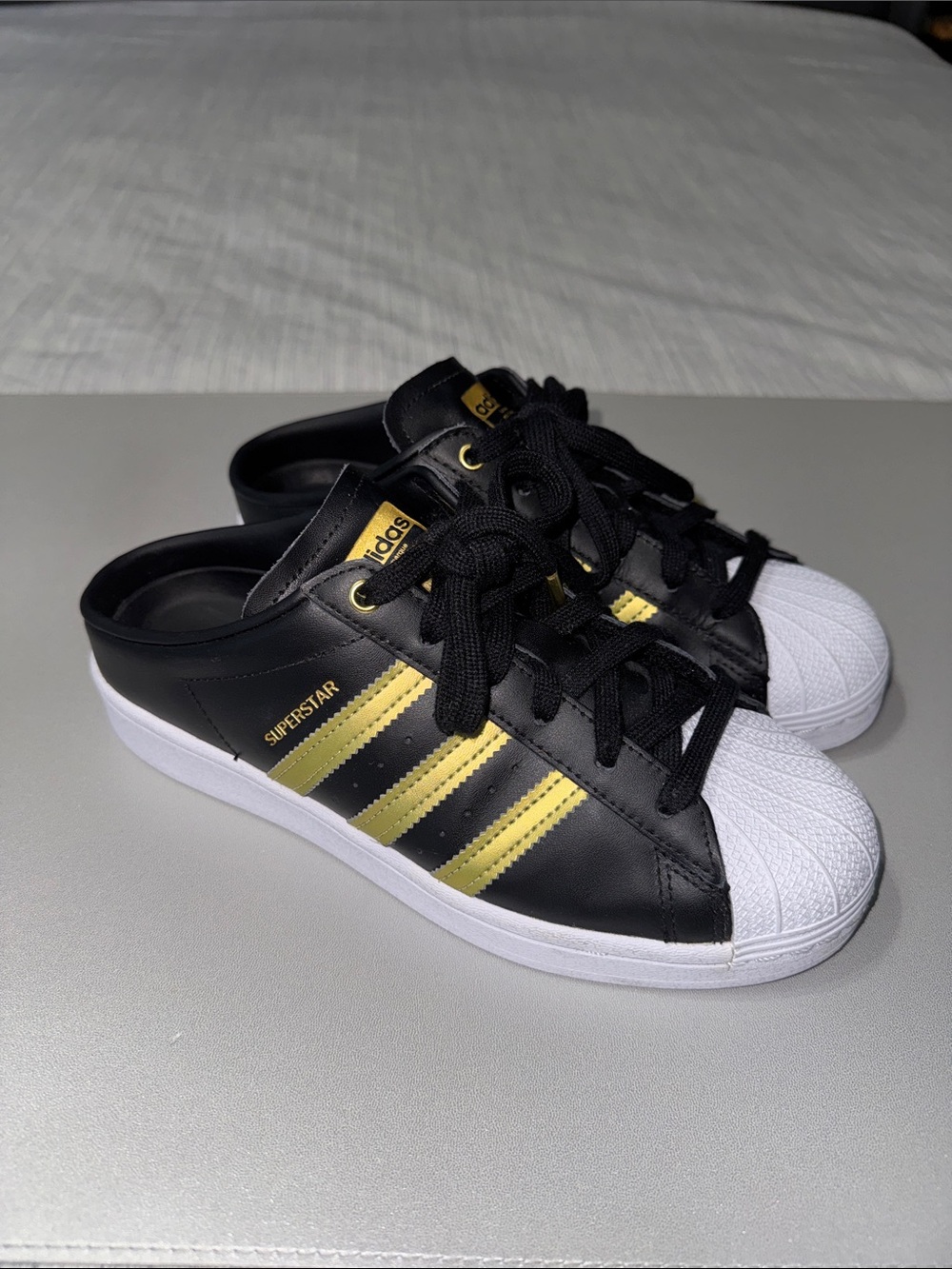 Adidas Superstar Mule "Black Gold Metallic" FZ2268 [6.5 Women’s]